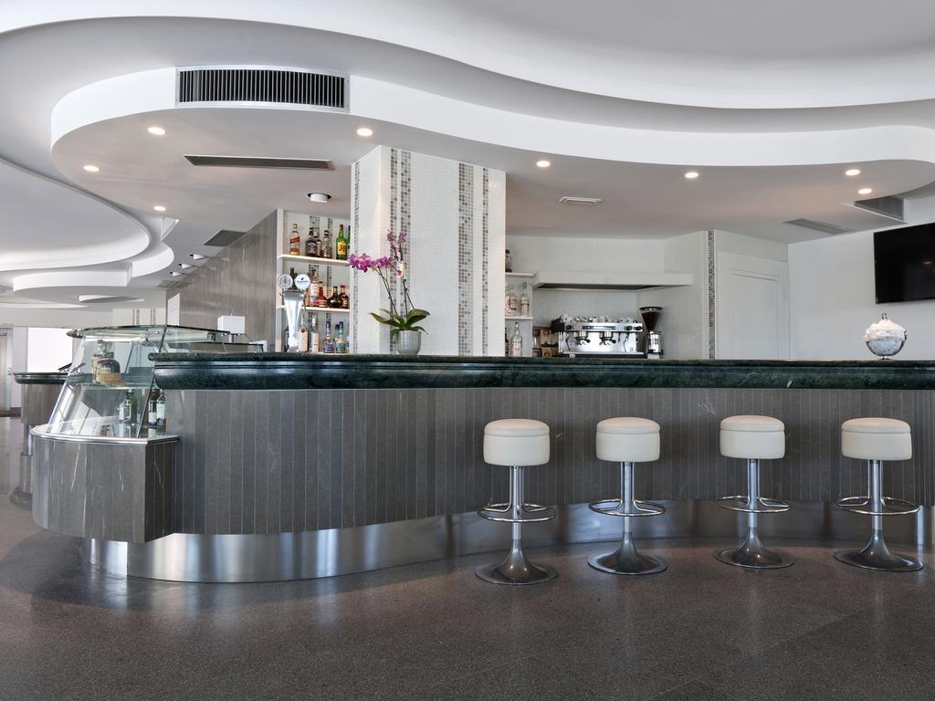 Hotel Eden Alba Adriatica Zewnętrze zdjęcie